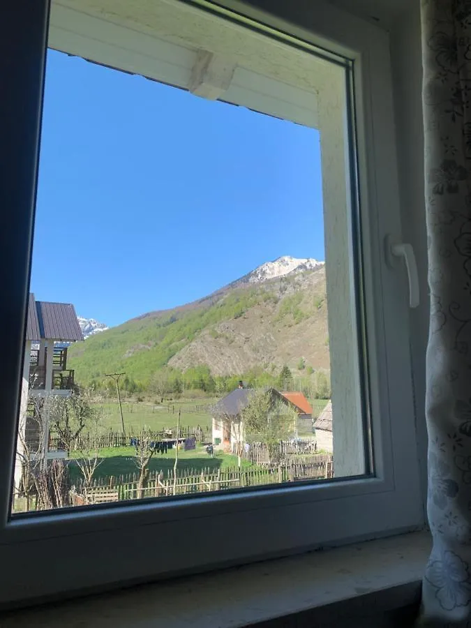 Bujtina Izet Selimaj Hotel Valbone Guest house