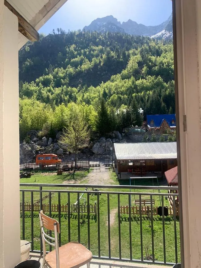 Bujtina Izet Selimaj Hotel Valbone Albania