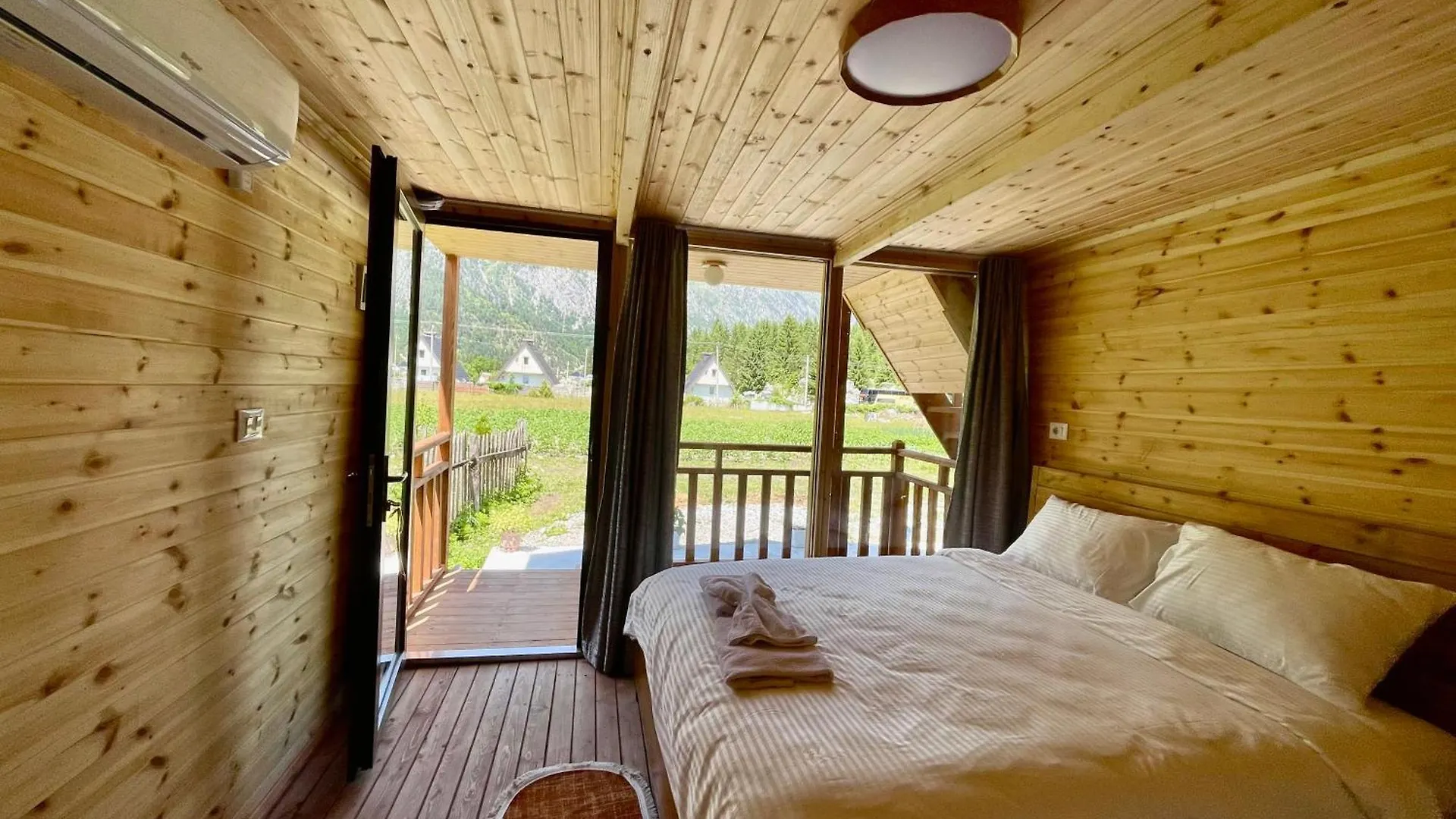 Guest house Bujtina Izet Selimaj Hotel Valbone