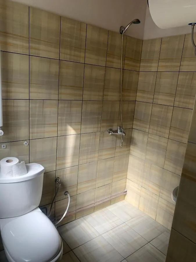 Bujtina Izet Selimaj Hotel Valbone 0*,  Albania