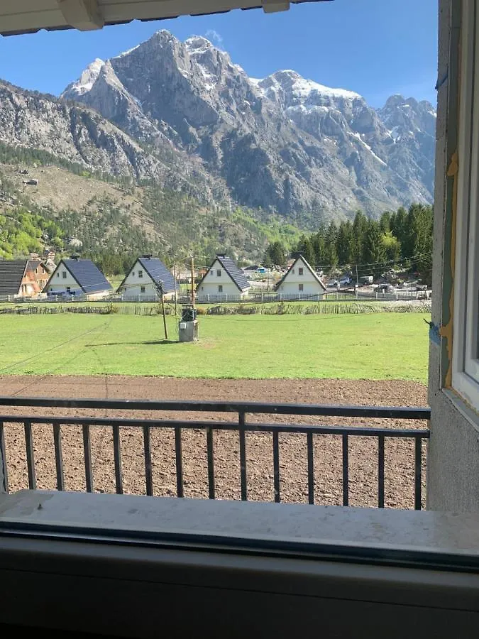 Bujtina Izet Selimaj Hotel Valbone 0*,  Albania