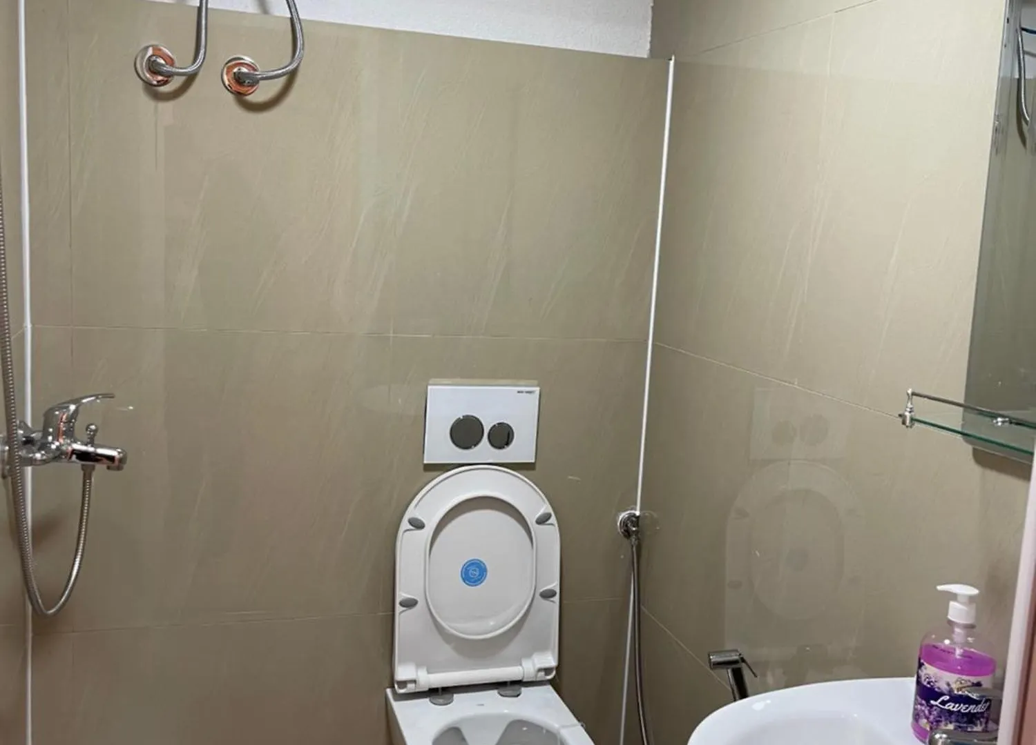Bujtina Izet Selimaj Hotel Valbone Guest house